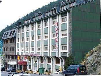 Hotel Austria By Pierre & 3*